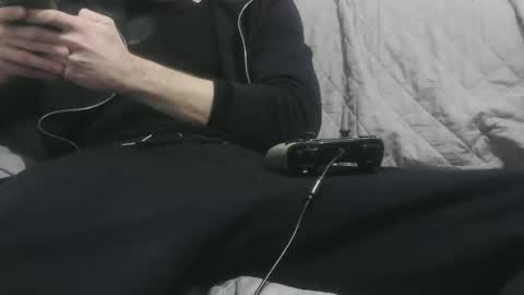 m4dh4tter24 online show from 2, 1, 2025