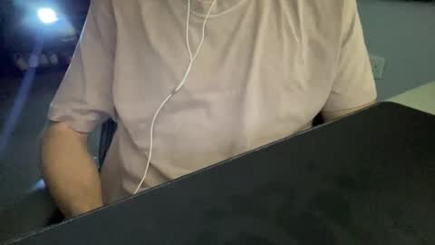 m_pete online show from 6, 10, 2025