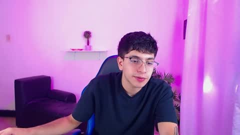 Max online show from 6, 4, 2026