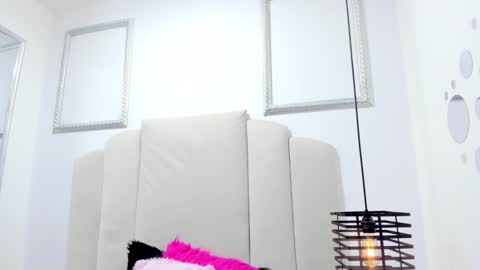 Snapshot of maazikeen chatting on 1, 10, 2025 Mazikeen online show from 1, 10, 2025