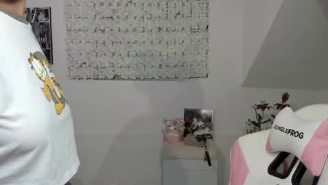 Mac Delice online show from 3, 12, 2024