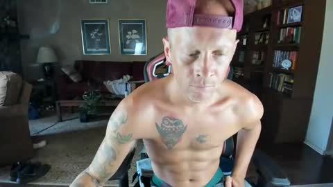 Snapshot of machinecumkelly69 chatting on 14, 9, 2025 machinecumkelly69 online show from 14, 9, 2025