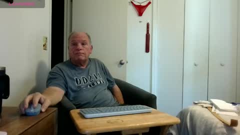 mackdocc001 online show from 25, 4, 2026