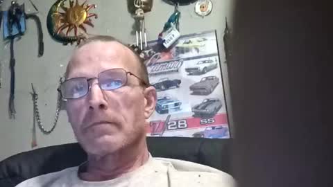 mackdog1369 online show from 11, 5, 2026