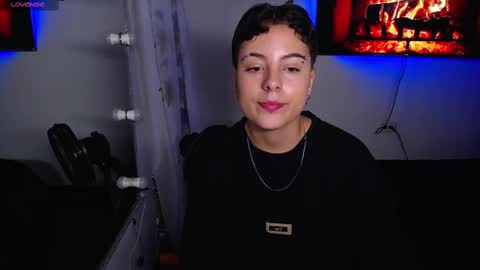 MACKENZIE CAMERON online show from 23, 1, 2025