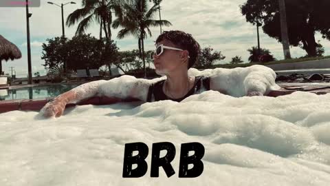 MACKENZIE CAMERON online show from 5, 2, 2025