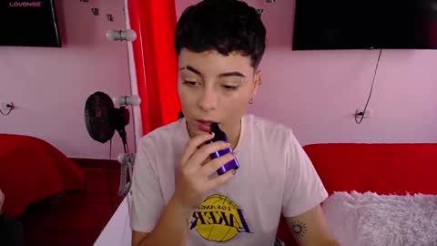 MACKENZIE CAMERON online show from 6, 2, 2025