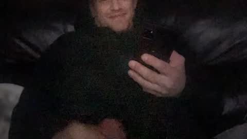 Snapshot of mackincaliallday chatting on 5, 1, 2025 MackinCaliAllDay online show from 5, 1, 2025