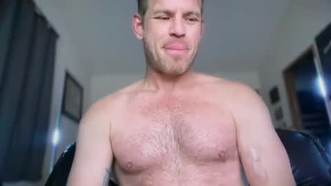 Snapshot of mackincaliallday chatting on 21, 9, 2025 MackinCaliAllDay online show from 21, 9, 2025