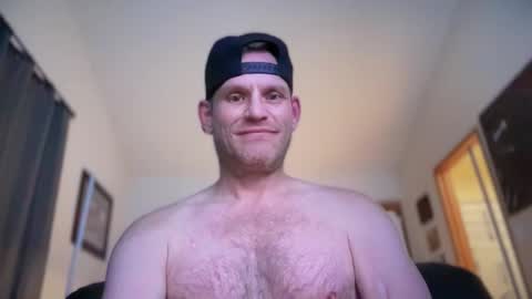 Snapshot of mackincaliallday chatting on 26, 10, 2025 MackinCaliAllDay online show from 26, 10, 2025