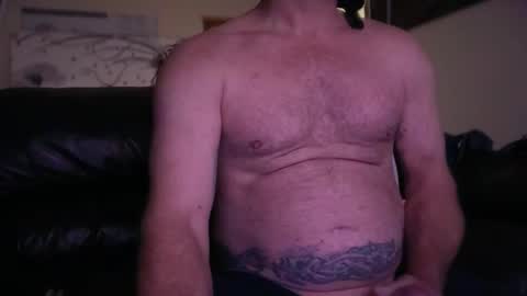 Snapshot of mackincaliallday chatting on 23, 12, 2025 MackinCaliAllDay online show from 23, 12, 2025