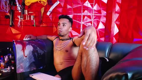 Macky online show from 31, 1, 2025