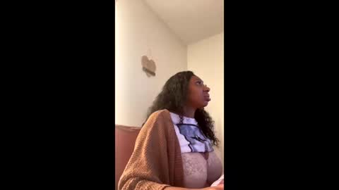 madam_glam online show from 22, 12, 2025