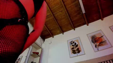 madame ibby online show from 23, 4, 2026