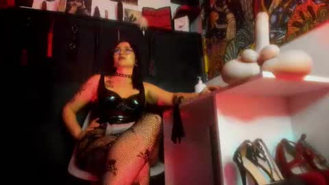 madame ibby online show from 27, 7, 2026