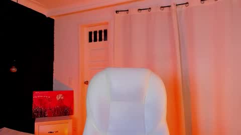  madame lilith  online show from 17, 10, 2025