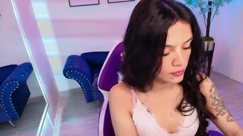 maddie_t18 online show from 22, 4, 2026