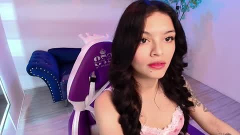 maddie_t18 online show from 23, 4, 2026