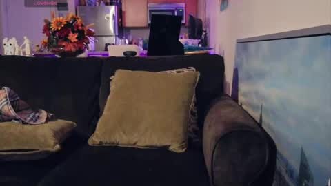 Matilda Messina online show from 9, 10, 2025