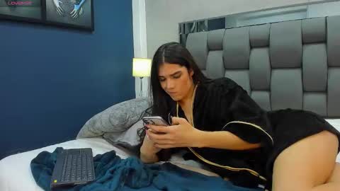 Maddy Moon  online show from 8, 1, 2026