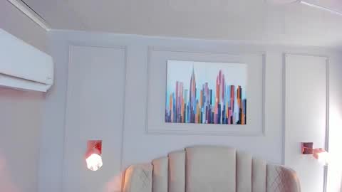 Maddy  online show from 19, 10, 2025