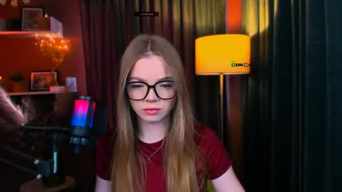 maddy moah online show from 22, 4, 2026