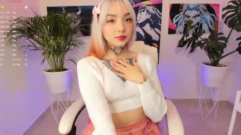 maddy_uwu online show from 2, 12, 2024