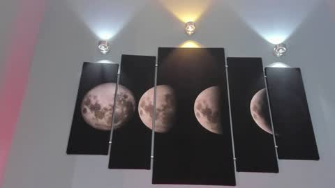 Maddy  online show from 7, 12, 2024