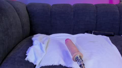 Maddy  online show from 17, 12, 2024