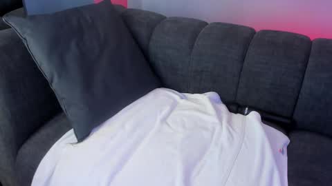 Maddy  online show from 14, 2, 2025