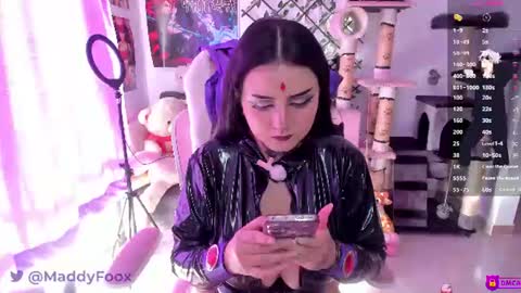 Maddy Foox online show from 18, 7, 2026