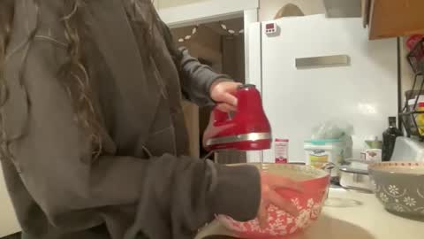 Snapshot of maddyhasyummypussy chatting on 14, 12, 2025 maddyhasyummypussy online show from 14, 12, 2025