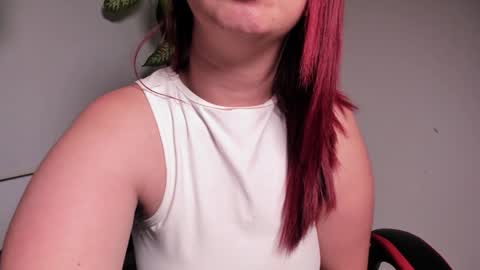 Madelaine  online show from 27, 1, 2025