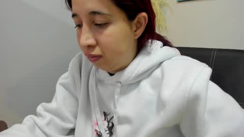 Madelaine  online show from 21, 4, 2026