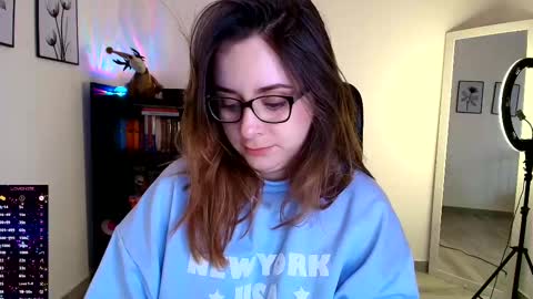 Snapshot of madelamee chatting on 20, 11, 2025 madelamee online show from 20, 11, 2025