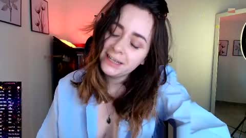 madelamee online show from 26, 4, 2026