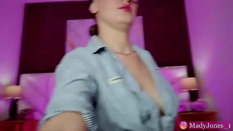 Madeline  online show from 25, 4, 2026