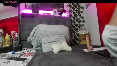 Madelyn. online show from 12, 2, 2025