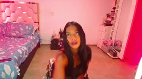 Snapshot of madeyn_roses chatting on 9, 2, 2025 madelyn roses online show from 9, 2, 2025