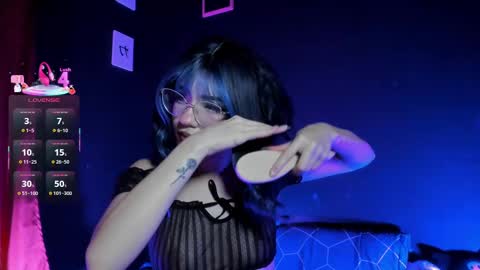 Snapshot of madiixwatson chatting on 8, 10, 2025 Madison Watson online show from 8, 10, 2025