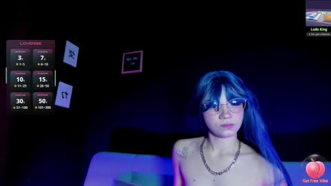 Snapshot of madiixwatson chatting on 21, 10, 2025 Madison Watson online show from 21, 10, 2025