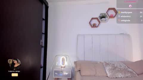 Valentina   1030   530  -  online show from 13, 9, 2025