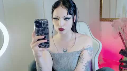 madison_jacksonn online show from 20, 6, 2026