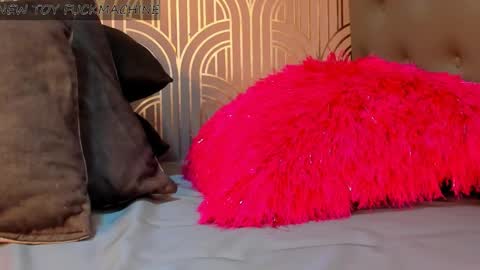   online show from 28, 1, 2025