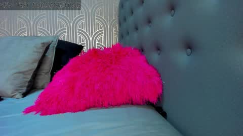   online show from 10, 2, 2025