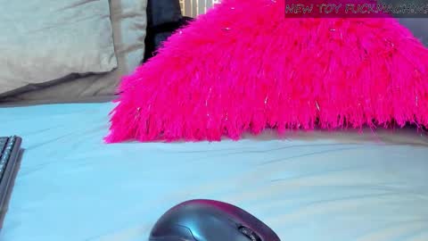   online show from 9, 3, 2025