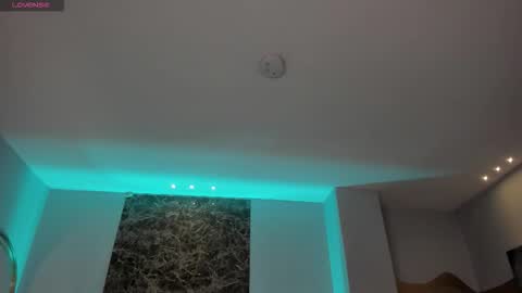 Snapshot of madisoncollinsx chatting on 3, 3, 2026 Maddi Collins online show from 3, 3, 2026