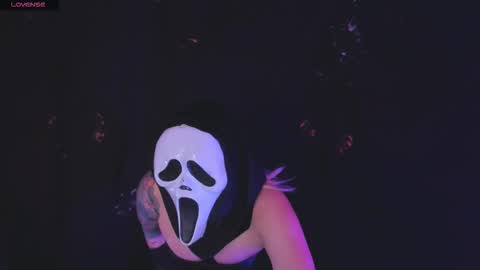 Snapshot of madisonkane chatting on 31, 10, 2025 Madison Kane online show from 31, 10, 2025