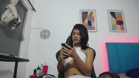 madisson_jones18 online show from 24, 4, 2026