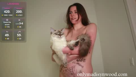 Madisyn Wood online show from 7, 12, 2024